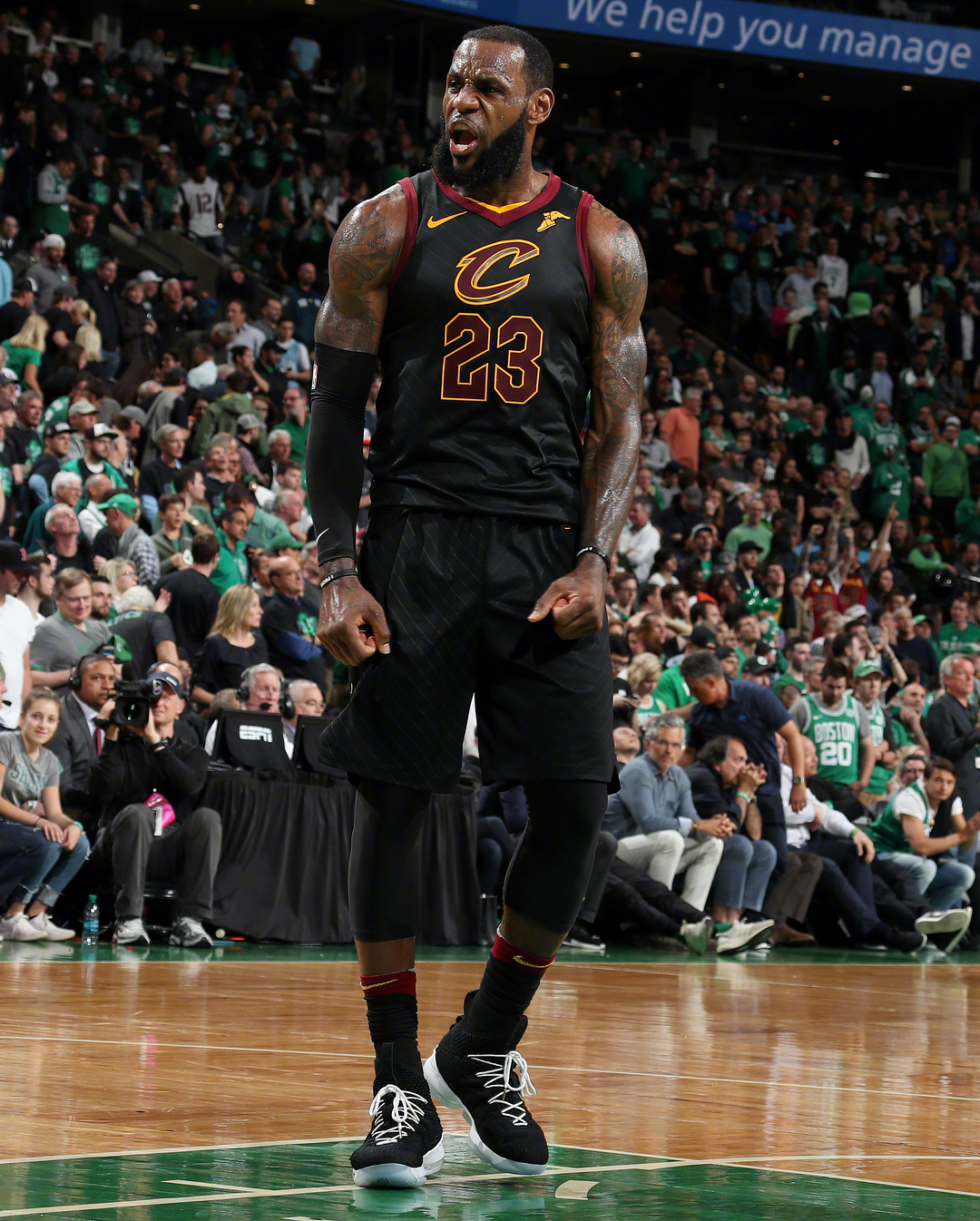 CBA球队战术分析：新疆队防守策略,（CBA战术解读：新疆男篮的防守之道）