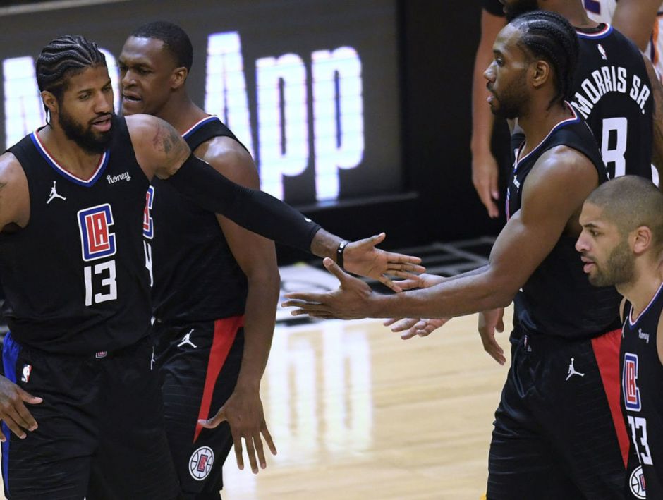 卡拉格：对阿诺德离开利物浦感到失望；祝福阿隆索在皇马成功（卡拉格：对阿诺德离队感到失落，盼阿隆索在皇马取得成功）