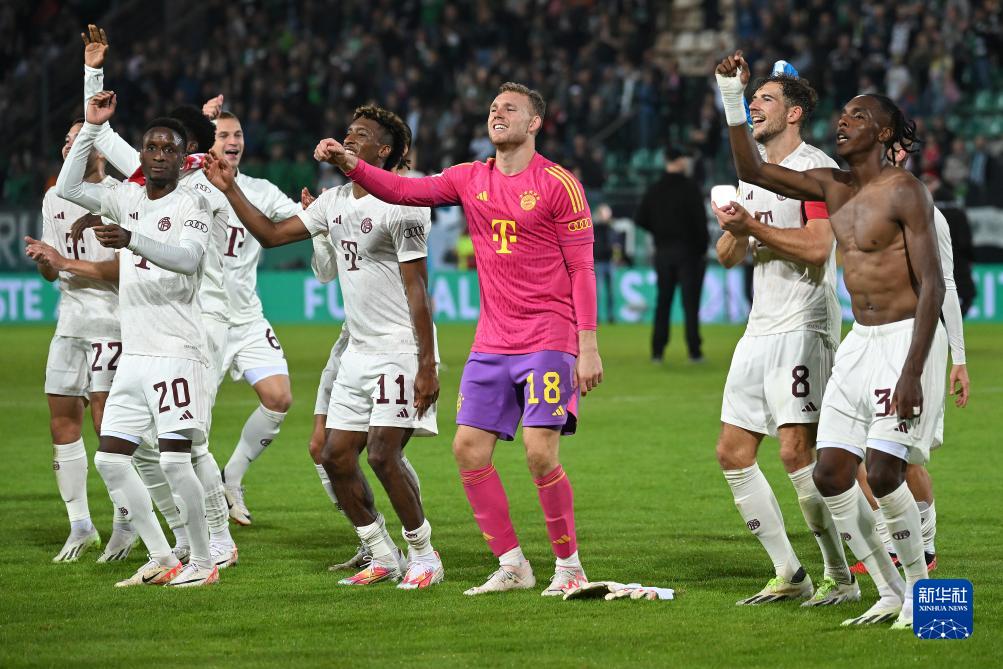 NBA官方新秀榜：弗拉格重回榜首，奎因升至第三（NBA官方新秀榜更新：弗拉格重返第一，奎因跃升第三）