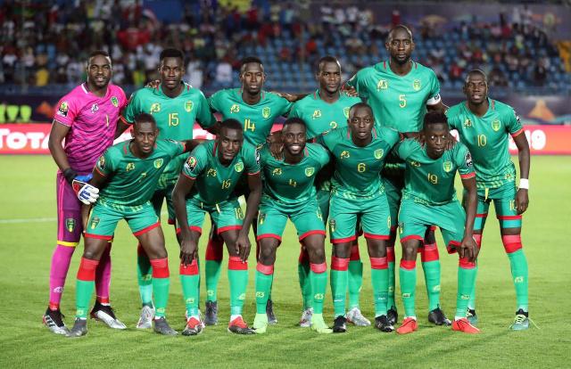 防线告急！皇马迎战阿拉维斯遭遇史上最严重伤病潮，两将成最后堡垒（皇马对阵阿拉维斯遭史上最重伤病潮：后防告急，仅两将死守）