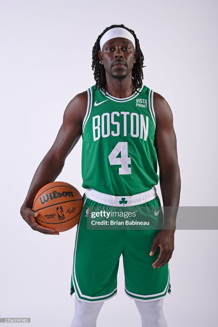 “轮椅就是我的腿，我也可以跑起来”！汶川女孩尚婷的赛场人生（以轮椅为腿，她照样飞奔——汶川女孩尚婷的赛场之路）