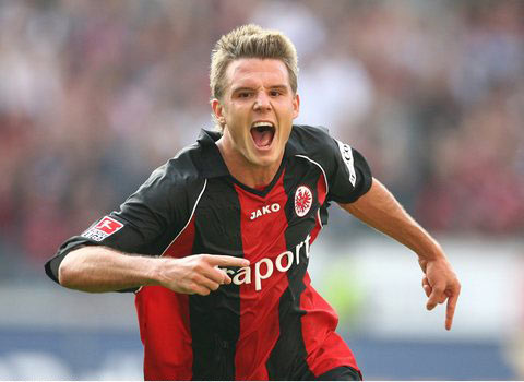 每体列足坛十大奇葩条款：博格坎普拒坐飞机；内马尔微笑条款（每体盘点足坛十大离谱合同：博格坎普拒乘飞机，内马尔微笑条款上榜）