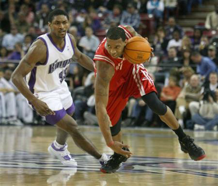 前武汉三镇外援佩德罗-恩里克加盟云南玉昆（前武汉三镇外援佩德罗-恩里克正式加盟云南玉昆）