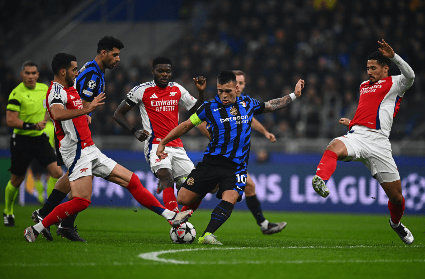 肖赧谈中超赛程安排：倒数第二轮不同时开球这一点就挺业余（肖赧批评中超赛程安排：次末轮未同步开球太业余）