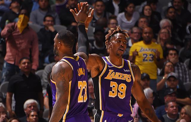 中超比赛亮点：上海申花绝杀广州队,（中超焦点战：上海申花补时绝杀广州队）